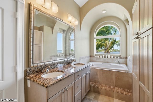 266 Curlew ST, Fort Myers Beach, FL 33931