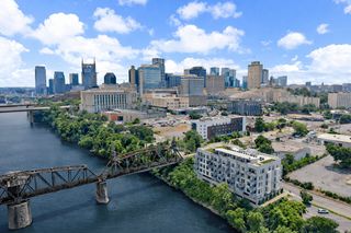 700 1st Ave N Apt 504, Nashville, TN 37201