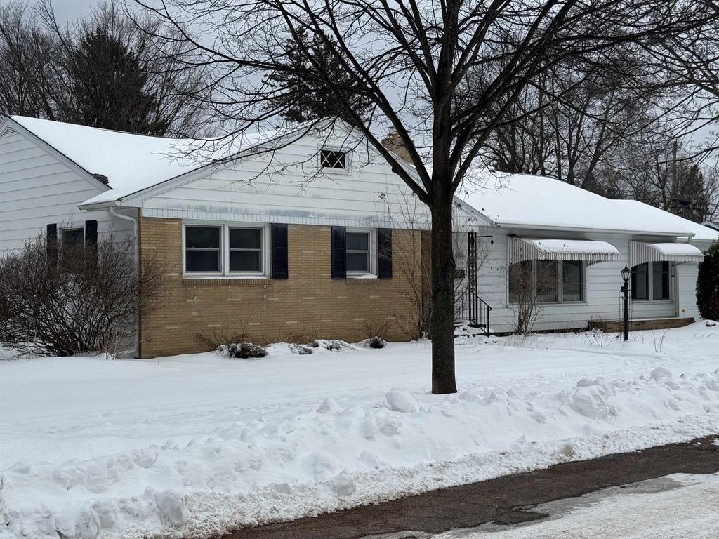 2405 EMERSON STREET, Wausau, WI 54403
