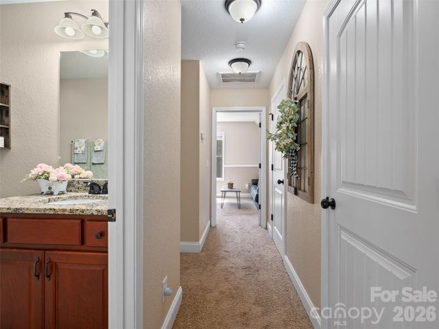 4823 Max Patch Road, Clyde, NC 28721