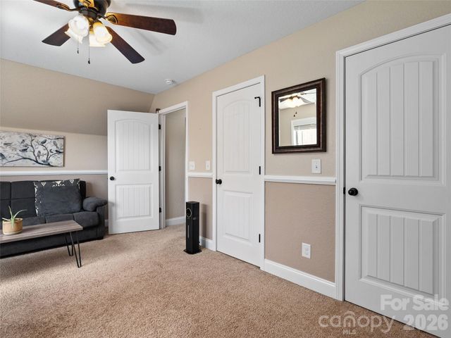 4823 Max Patch Road, Clyde, NC 28721