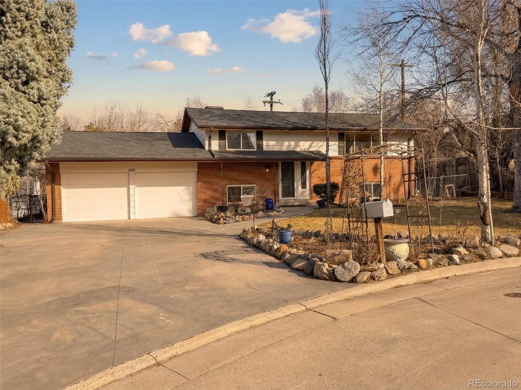 630 Ammons Way, Lakewood, CO 80214