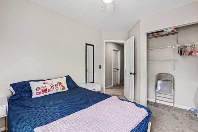 5918 Colchester Dr, Hermitage, TN 37076