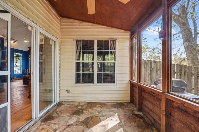 5918 Colchester Dr, Hermitage, TN 37076