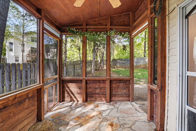 5918 Colchester Dr, Hermitage, TN 37076