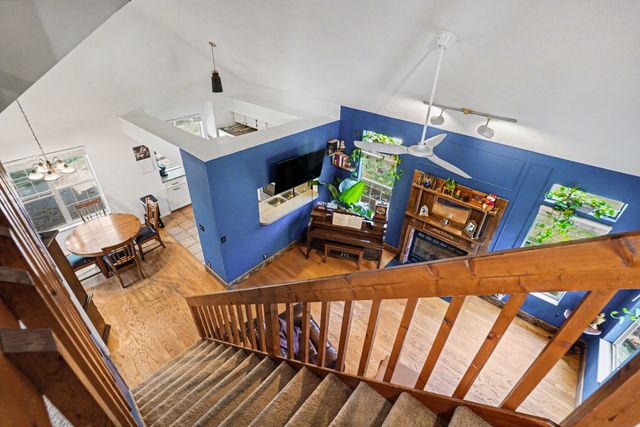 5918 Colchester Dr, Hermitage, TN 37076