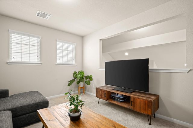 6601 San Isidro DR, Austin, TX 78744