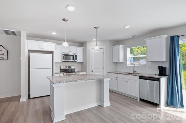 1128 Young Street, Mooresville, NC 28115