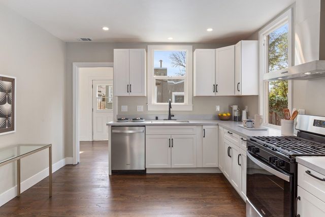 1512 Hearst Ave, Berkeley, CA 94703