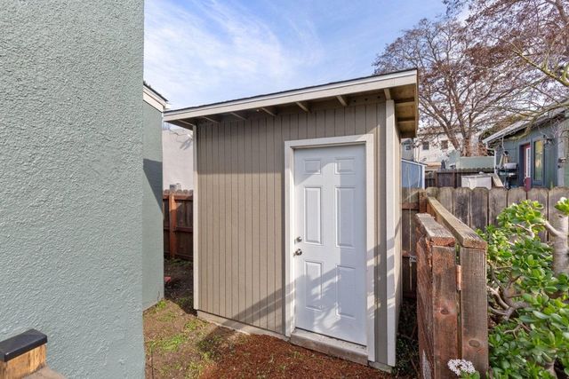 1512 Hearst Ave, Berkeley, CA 94703
