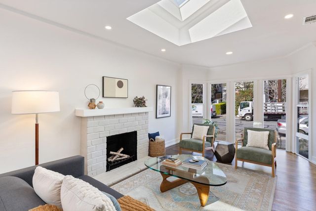 1512 Hearst Ave, Berkeley, CA 94703