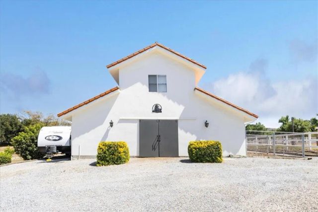37626 Avenida La Cresta, Murrieta, CA 92562