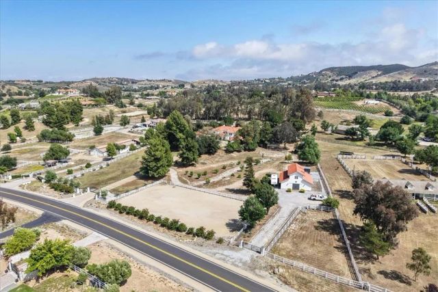 37626 Avenida La Cresta, Murrieta, CA 92562