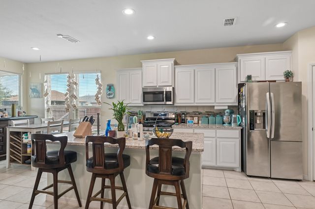 439 Helm Lane, Azle, TX 76020