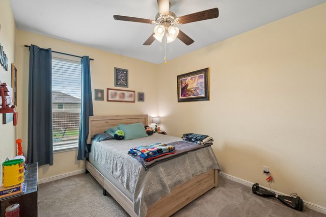 439 Helm Lane, Azle, TX 76020