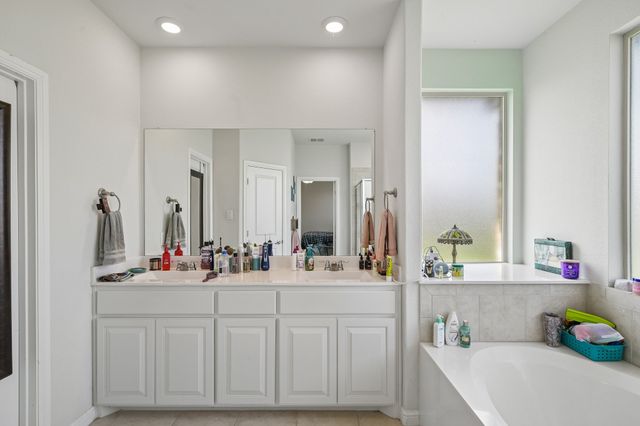 439 Helm Lane, Azle, TX 76020