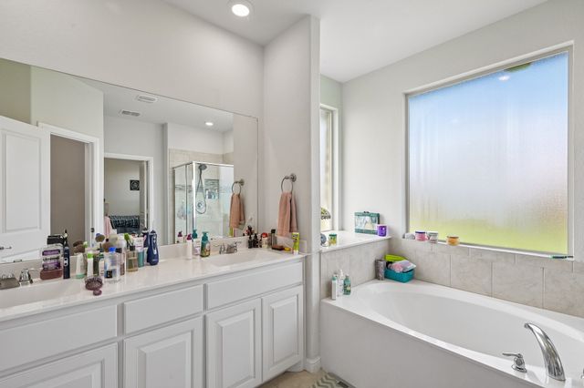 439 Helm Lane, Azle, TX 76020