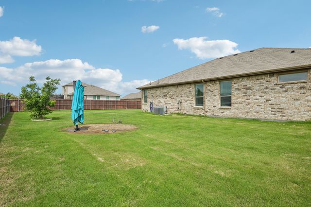 439 Helm Lane, Azle, TX 76020