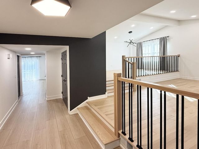 3103 N Wilshire Lane, Arlington Heights, IL 60004