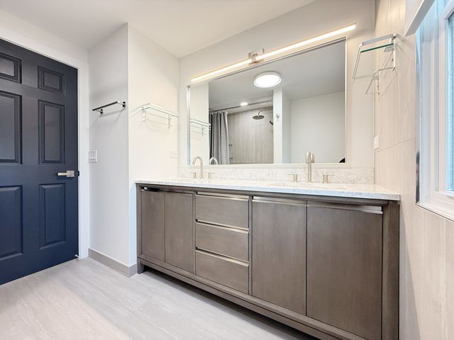 3103 N Wilshire Lane, Arlington Heights, IL 60004