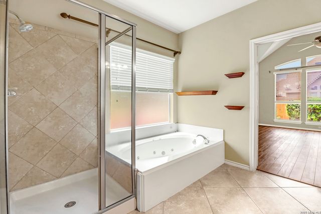 2174 Autumn Vista, Seguin, TX 78155