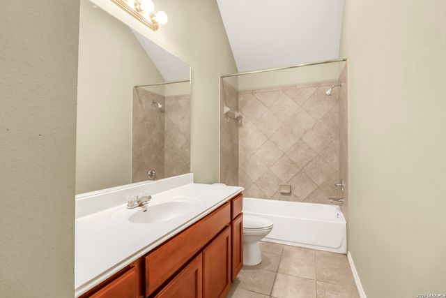 2174 Autumn Vista, Seguin, TX 78155