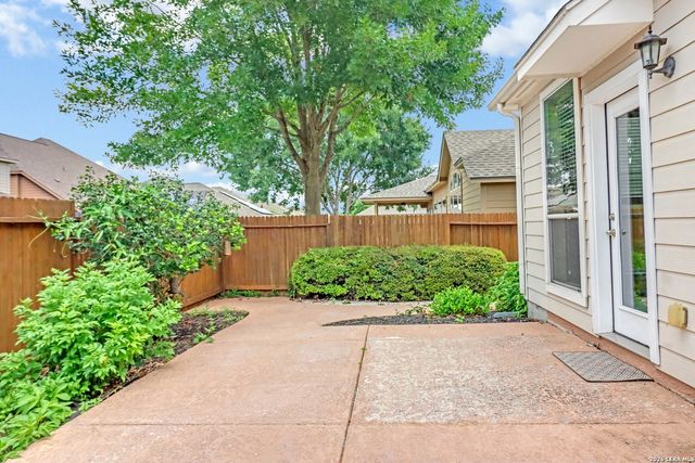 2174 Autumn Vista, Seguin, TX 78155