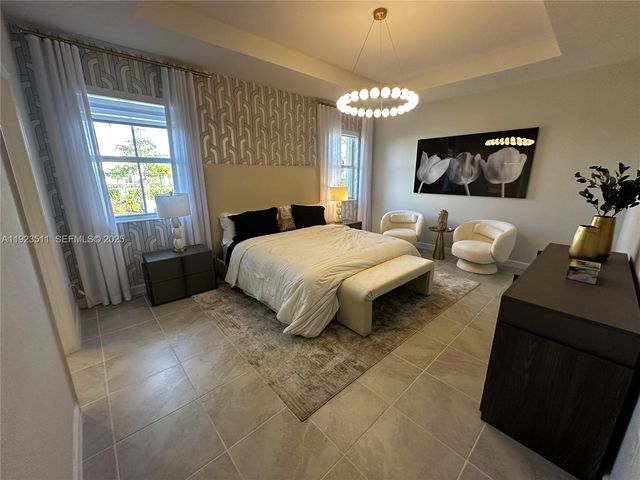 2288 SE 30th St 1, Homestead, FL 33035