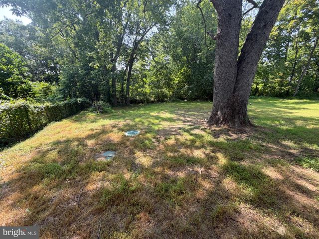 61 IMLAYSTOWN RD, Imlaystown, NJ 08526