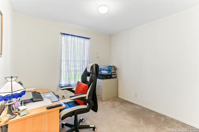 365 Leonardo, Kyle, TX 78640