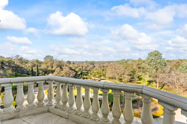 9300 Touchstone Ct, Granite Bay, CA 95746