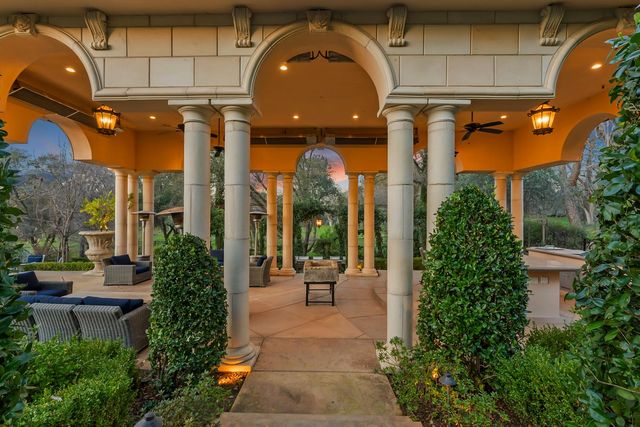 9300 Touchstone Ct, Granite Bay, CA 95746