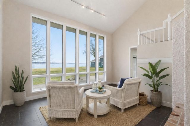 7738 N Indian Lake Drive, Pavilion Twp, MI 49088