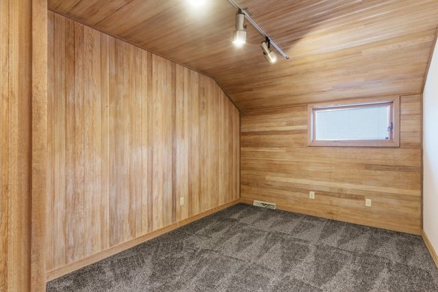 7738 N Indian Lake Drive, Pavilion Twp, MI 49088