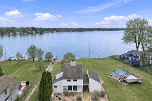 7738 N Indian Lake Drive, Pavilion Twp, MI 49088