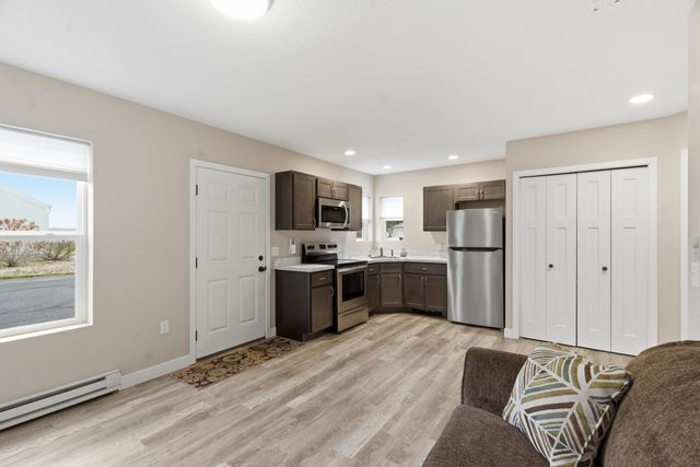 7738 N Indian Lake Drive, Pavilion Twp, MI 49088