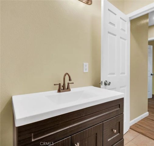 1976 Olive, Long Beach, CA 90806