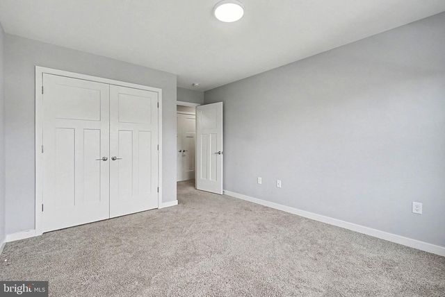 120 HART, Hershey, PA 17033