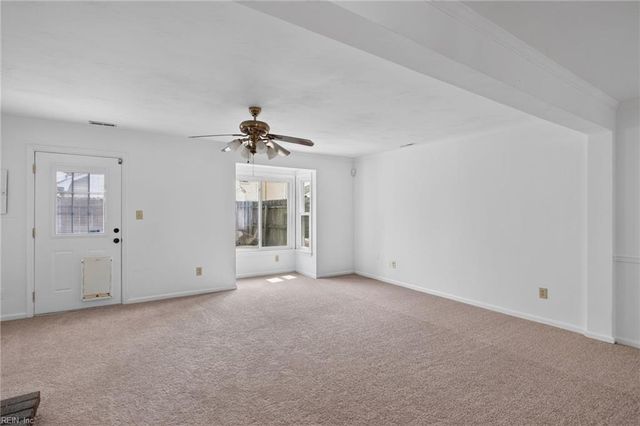 1245 Hillock XING, Virginia Beach, VA 23455