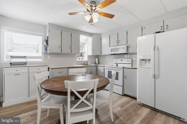 44 JAY ST, Feasterville Trevose, PA 19053