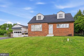 44 JAY ST, Feasterville Trevose, PA 19053