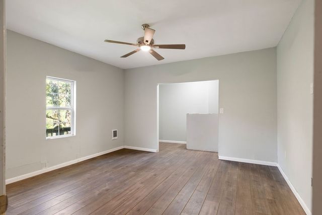 1236 Buckeye Rd, Fayetteville, TN 37334