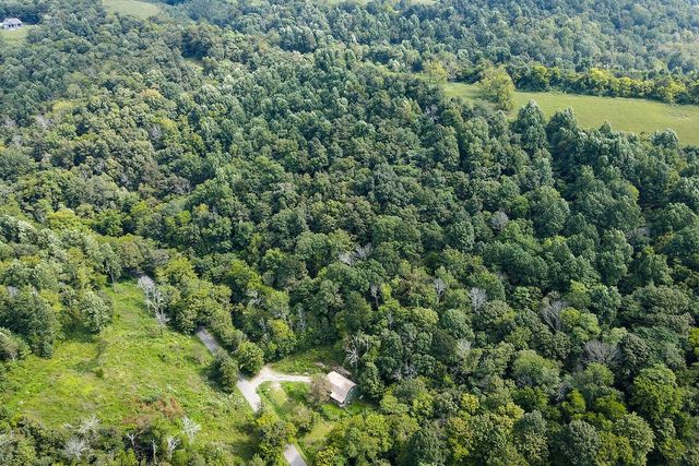 1236 Buckeye Rd, Fayetteville, TN 37334