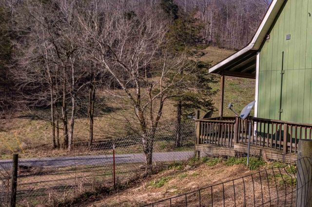 1236 Buckeye Rd, Fayetteville, TN 37334