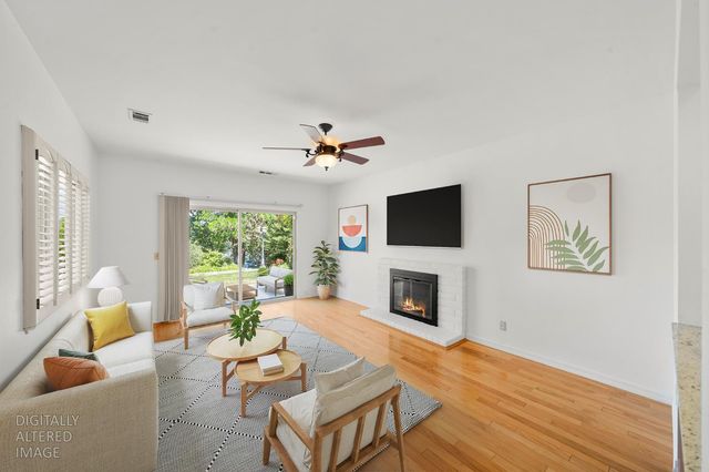 134 Canyon Rim Dr, Folsom, CA 95630