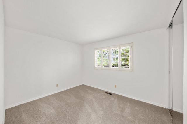 134 Canyon Rim Dr, Folsom, CA 95630