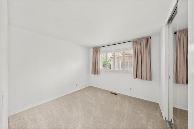 134 Canyon Rim Dr, Folsom, CA 95630