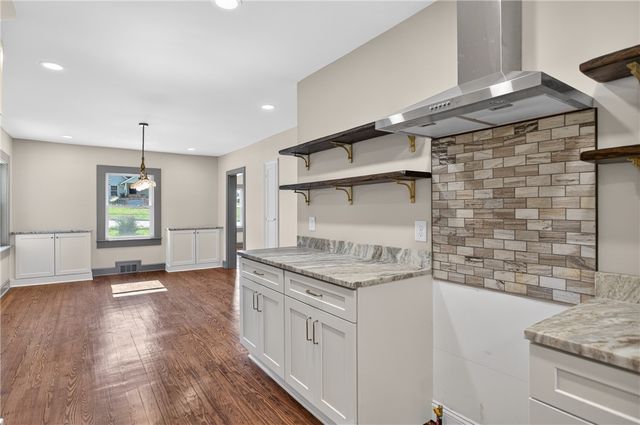 510 S Fairplay Street, Seneca, SC 29678