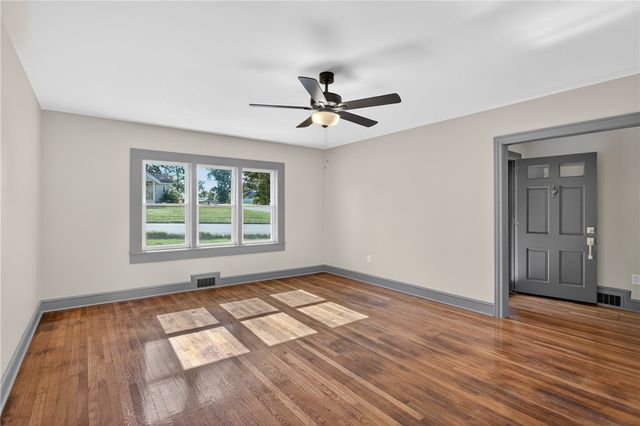 510 S Fairplay Street, Seneca, SC 29678