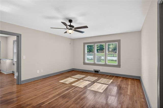 510 S Fairplay Street, Seneca, SC 29678